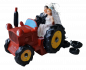 Preview: Hochzeitsfigur - Tortenfigur Brautpaar auf einem Traktor, rot - 1